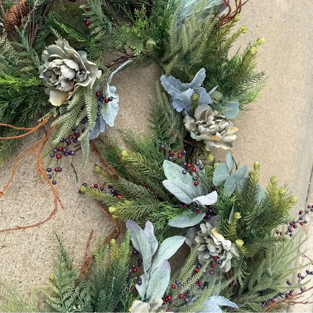 Frontgate Peony Garland - 9 ft - NWT